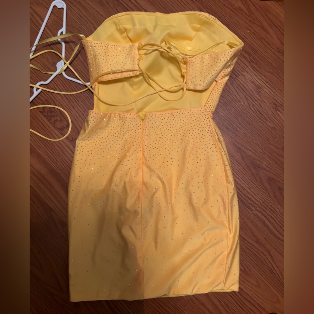Berlinnova Strapless Hoco dress sz 2 new - Picture 4 of 5